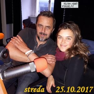 Červený stan 30